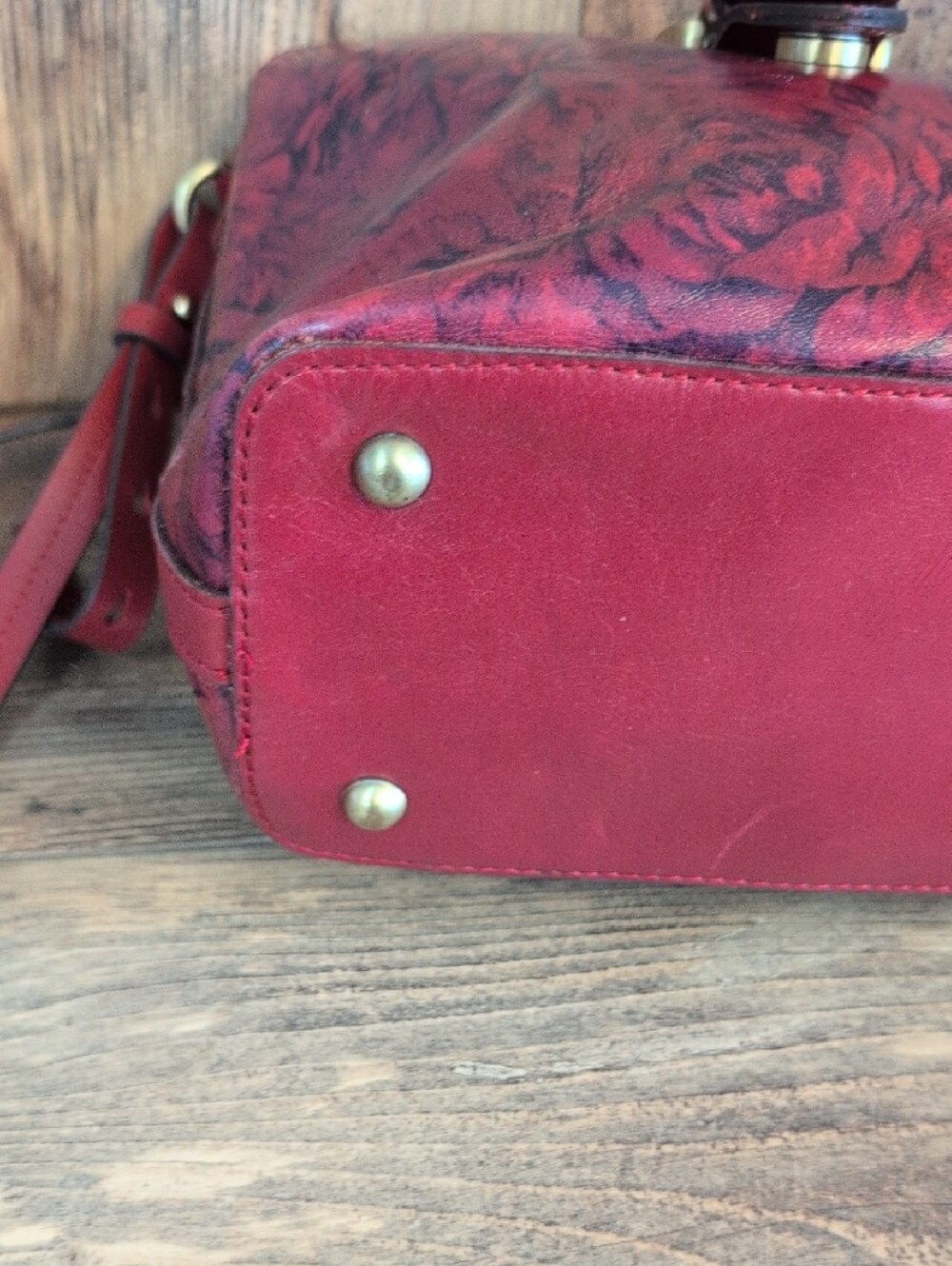 Patricia Nash Irving Leather Floral Etched Rose Crossbody M397 - Picture 3 of 16